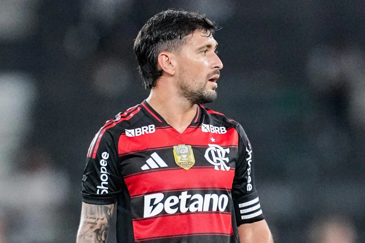 Arrascaeta confirma "fase final" para renovação com o Flamengo até 2028